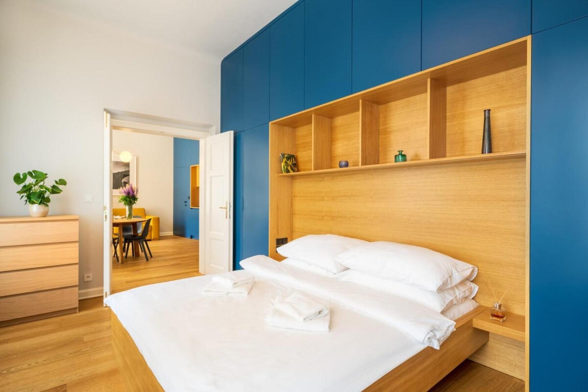 Quiet City Center Apartment In Hip & Foodie Area Praga Esterno foto