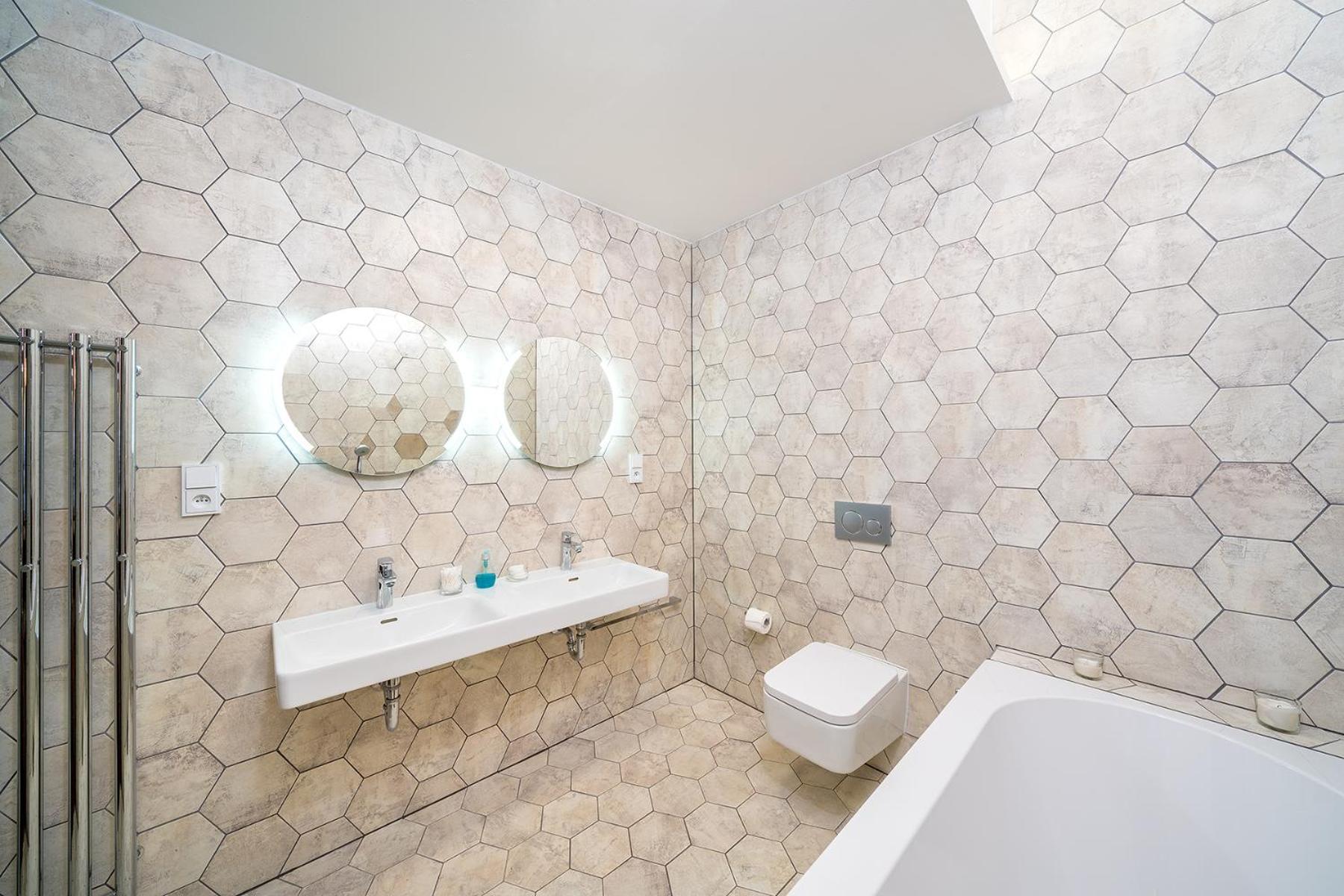 Quiet City Center Apartment In Hip & Foodie Area Praga Esterno foto
